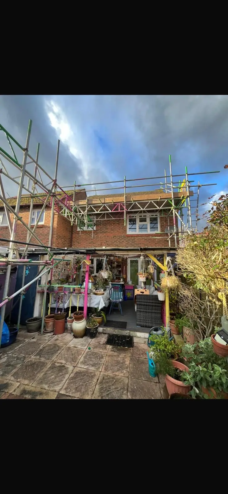 Domestic scaffolding services Dartford & Kent for painting, roofing, and repairs