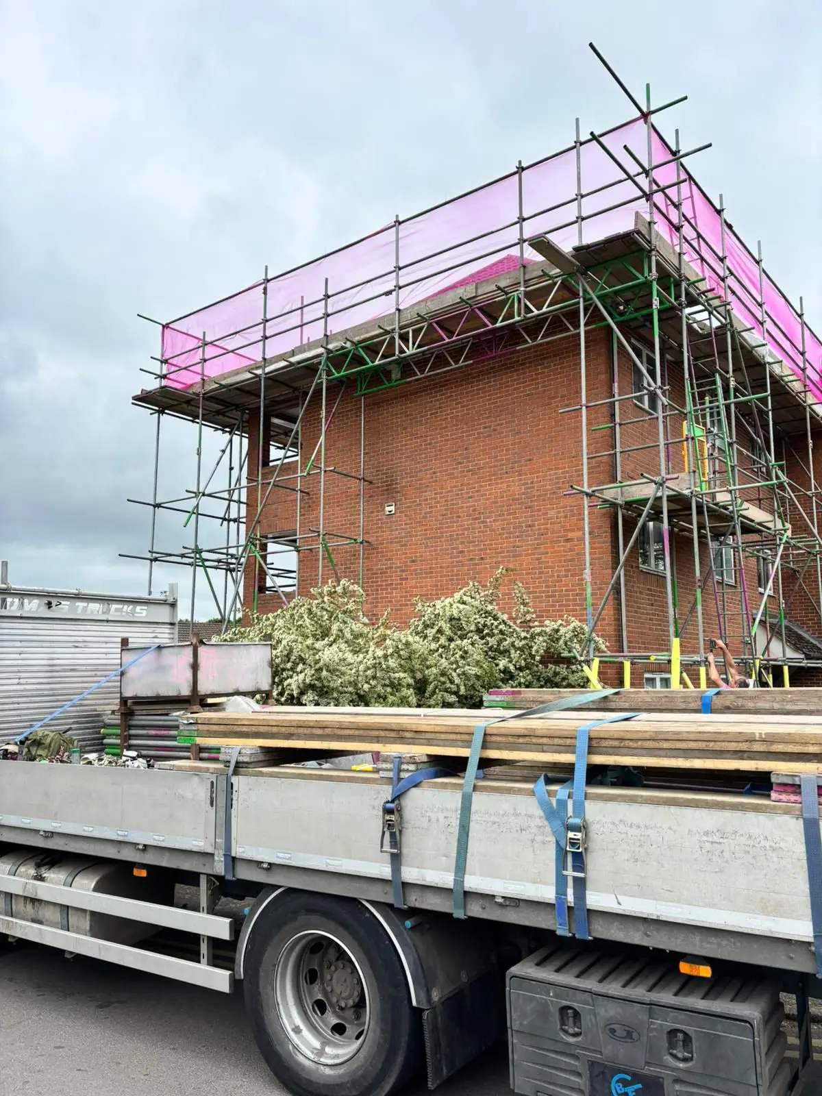 PRS Scaffolding delivering professional scaffolding projects in Dartford